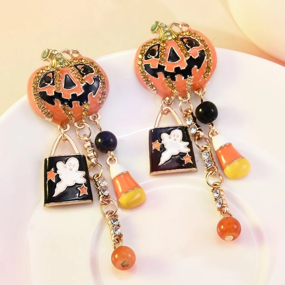 Halloween Earrings Teacher Theme NIP - Picture 2 of 4